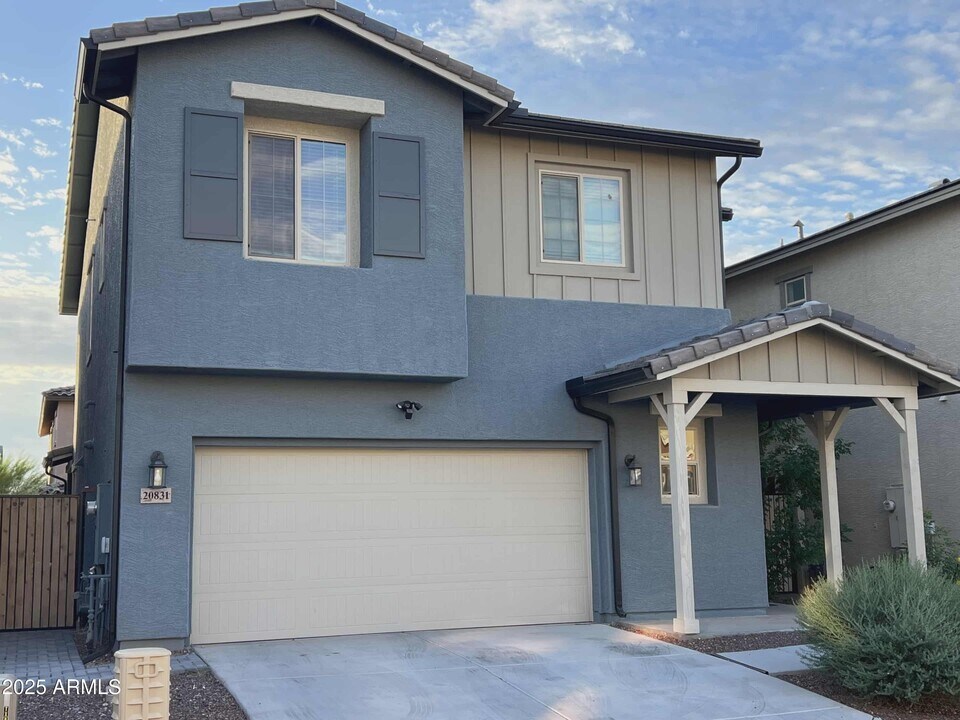 20831 W Hubbell St in Buckeye, AZ - Building Photo