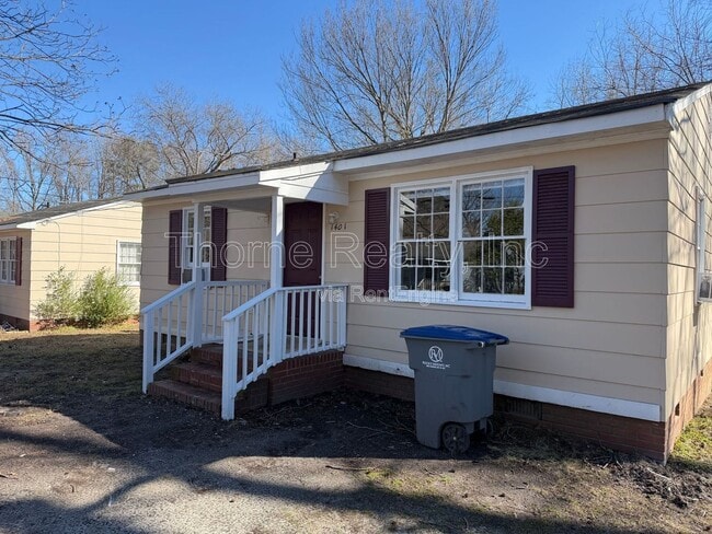 property at 1401 Dogwood Ave