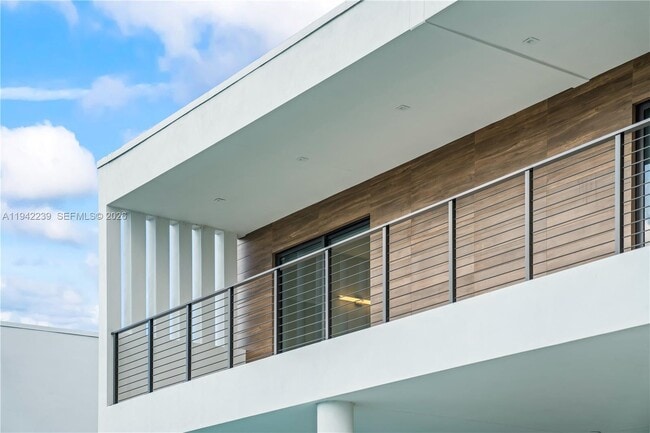 16680 Botaniko Dr N in Weston, FL - Building Photo - Building Photo