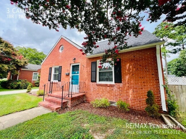 3 Cambridge Pl in Hampton, VA - Building Photo - Building Photo