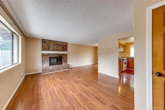 415 Lebo Blvd in Bremerton, WA - Building Photo - Building Photo