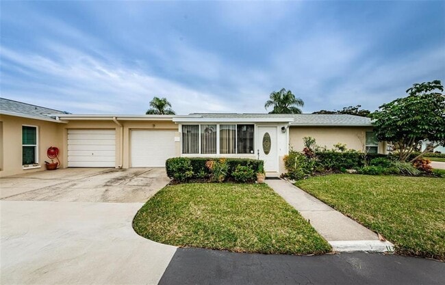 property at 2739 Sherbrooke Ln