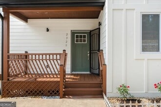 2322 Lakewood Ave SW in Atlanta, GA - Building Photo - Building Photo