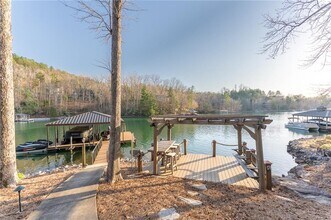 105 Cedar Cove in Sunset, SC - Building Photo - Building Photo