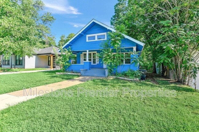 105 W Morton St in Denison, TX - Building Photo - Building Photo