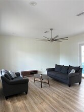 14733 Sunset Dr in Largo, FL - Building Photo - Building Photo