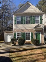 6647 Sunset Park in Rex, GA - Building Photo