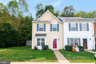 9700 W Midland Way in Fredericksburg, VA - Building Photo - Building Photo