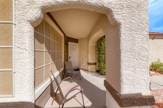 9832 Cactus View Ave in Las Vegas, NV - Building Photo - Building Photo