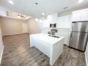 1011 Starr St-Unit -A in Mercedes, TX - Building Photo - Building Photo