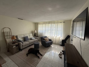 23 Hibiscus Dr in Ormond Beach, FL - Foto de edificio - Building Photo