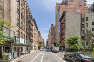 140 West 20Th Street in New York, NY - Foto de edificio - Building Photo