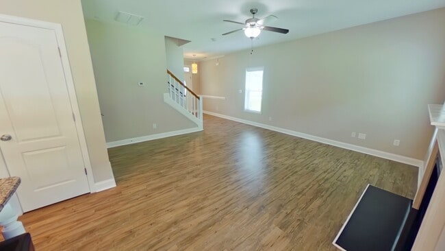 169 Eclipse Ct in Raeford, NC - Building Photo - Building Photo