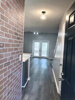 211 Sheraton Ct, Unit A in Mcdonough, GA - Building Photo