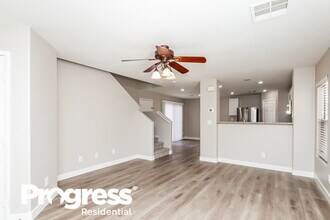 4792 W Shelbourne Ave in Las Vegas, NV - Building Photo - Building Photo