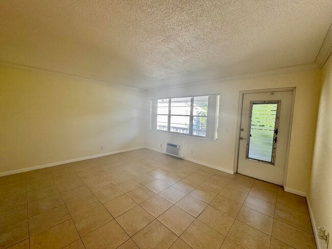206 Dorchester I in West Palm Beach, FL - Building Photo - Building Photo
