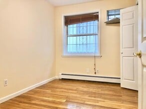 14-18-18 117th St in Queens, NY - Building Photo - Building Photo