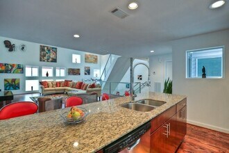 317 Sydnor St in Houston, TX - Building Photo - Building Photo