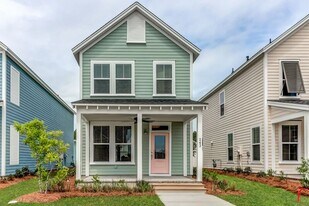 243 Symphony Ave in Summerville, SC - Building Photo