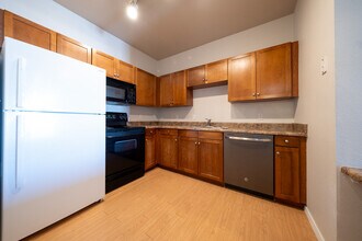 13560 Technology Dr. in Eden Prairie, MN - Building Photo - Building Photo