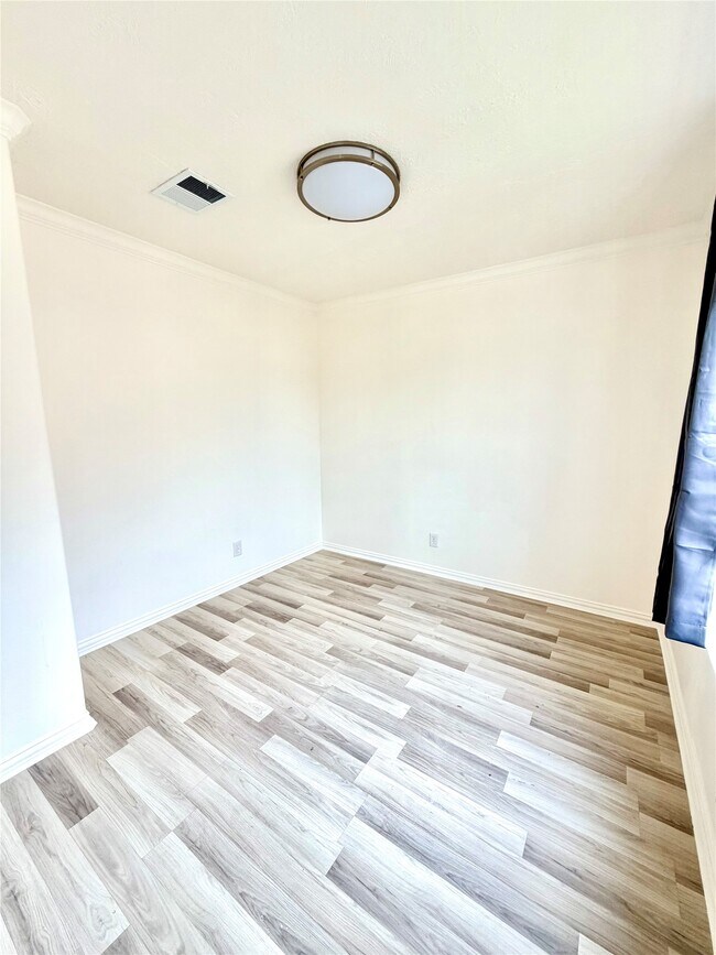 property at 12502 Venus Park Ln