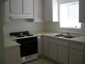 South Curtis Apartments in Alhambra, CA - Building Photo - Interior Photo