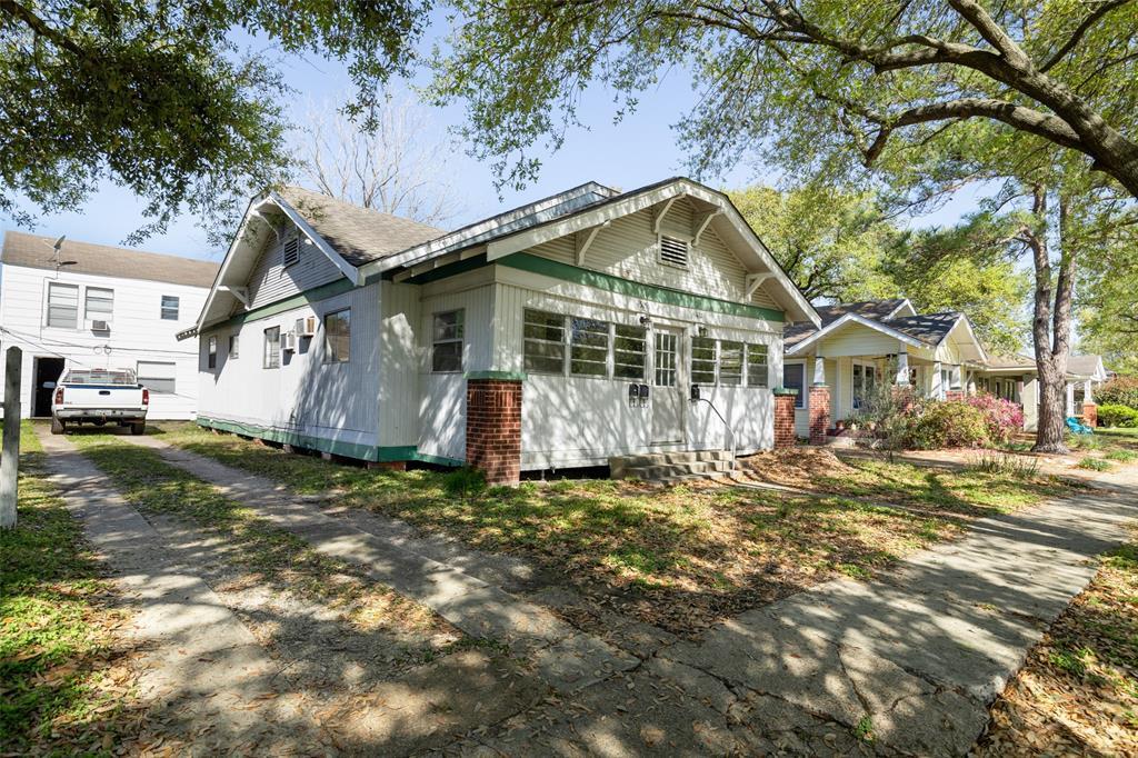 4605 Norhill Blvd in Houston, TX - Building Photo