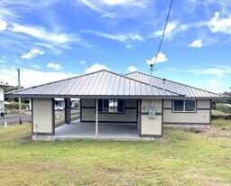 69 Nalani St in Hilo, HI - Building Photo