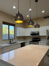 1694 E Spur St in Gilbert, AZ - Building Photo - Building Photo