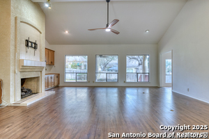 1513 Vista Del Monte in San Antonio, TX - Building Photo - Building Photo