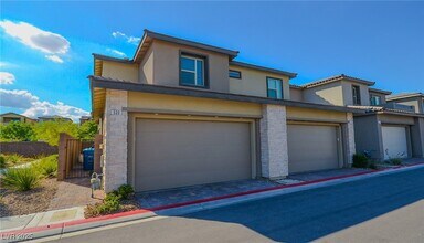 541 Tokopah Falls St in Las Vegas, NV - Building Photo - Building Photo