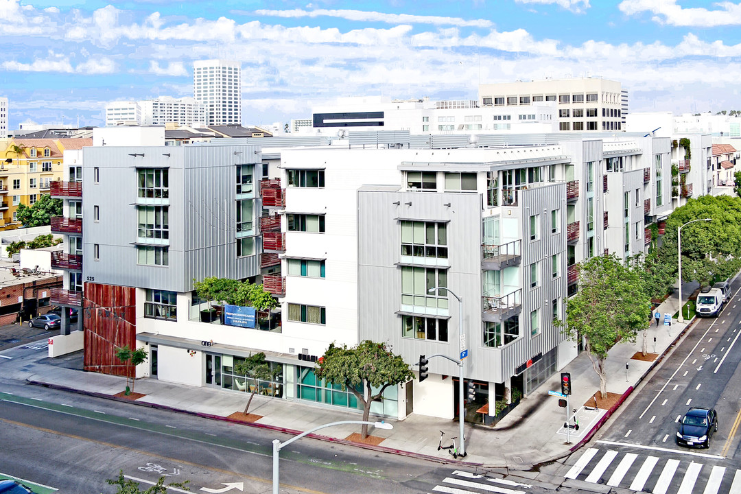 Sway in Santa Monica, CA - Building Photo