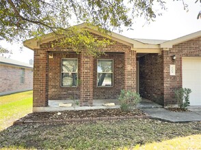 109 Salado Dr in Kyle, TX - Building Photo - Building Photo