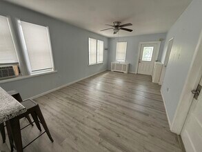 105 N Richards Ave in Ventnor City, NJ - Building Photo - Building Photo