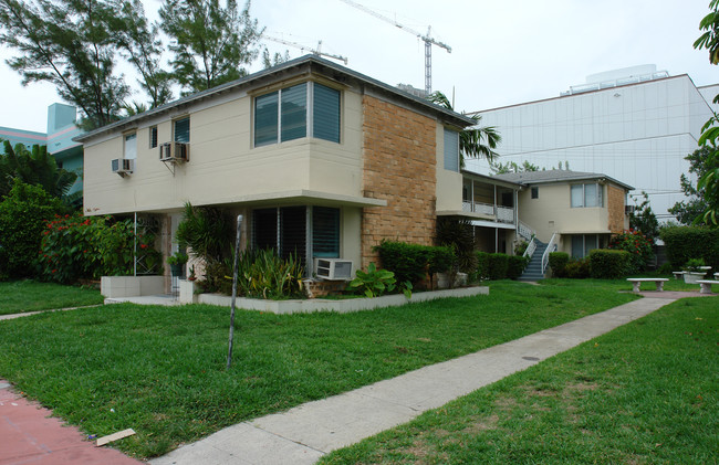6775-6785 Indian Creek Rd in Miami, FL - Foto de edificio - Building Photo