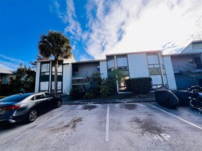 4327 Aqua Vista Dr-Unit -14-H in Orlando, FL - Building Photo - Building Photo