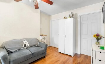 34 Sheafe St, Unit 3 in Boston, MA - Foto de edificio - Building Photo