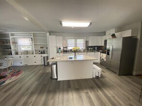 112 Belmont Dr in Greenville, NC - Building Photo - Building Photo