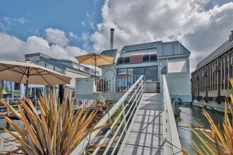 63 Issaquah Dock in Sausalito, CA - Building Photo - Building Photo