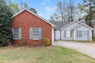 2263 Sugarlaef Trail in Hampton, GA - Building Photo - Building Photo