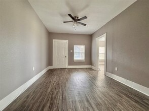 3420 Michigan St in Baytown, TX - Building Photo - Building Photo