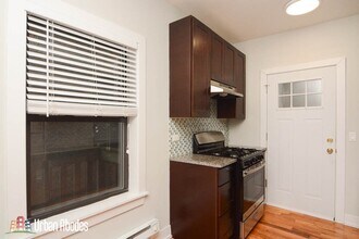 555 Chestnut St, Unit J08W in Winnetka, IL - Building Photo - Building Photo