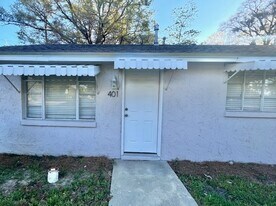 401 Brett St S in Crestview, FL - Building Photo