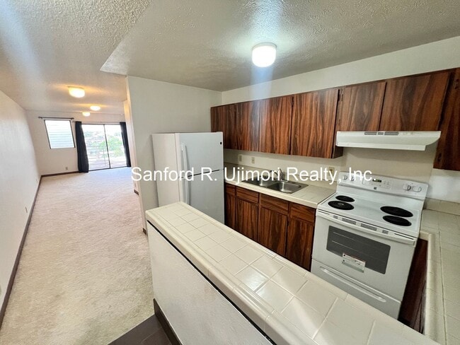 property at 98-626-626 Moanalua Loop
