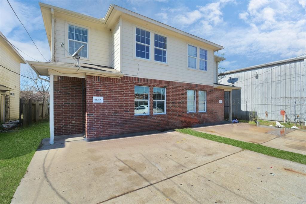 6808 Winton St Photo