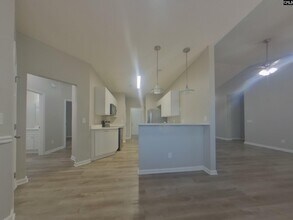 111 Glendevon Way in Columbia, SC - Building Photo - Building Photo