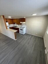 104-110 Maple Ln in Churubusco, IN - Building Photo - Building Photo