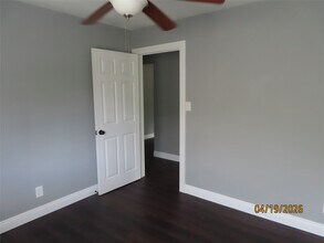 10410 Broadstairs St in Houston, TX - Building Photo - Building Photo