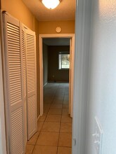 1131 W Highland St in Santa Ana, CA - Foto de edificio - Building Photo