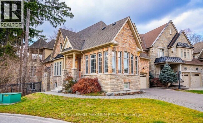46 Illingworth Ln in Ajax, ON - Building Photo - Building Photo